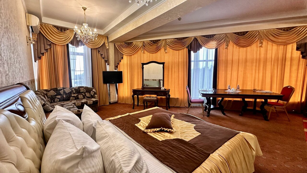 Парк-Отель Уют Славянск-на-Кубани-30